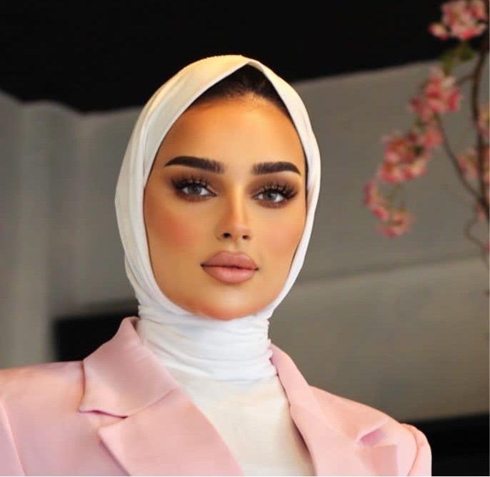 High-neck light hijab - Nouf