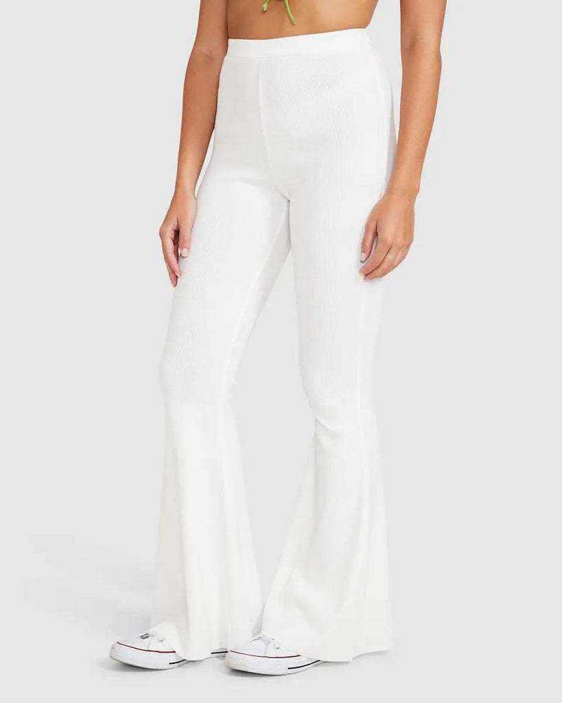 White Flared leggings - Nouf